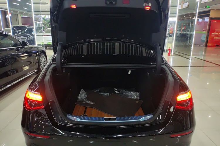 Used Mercedes-Benz S-Class 2023 S 400 L Business Model