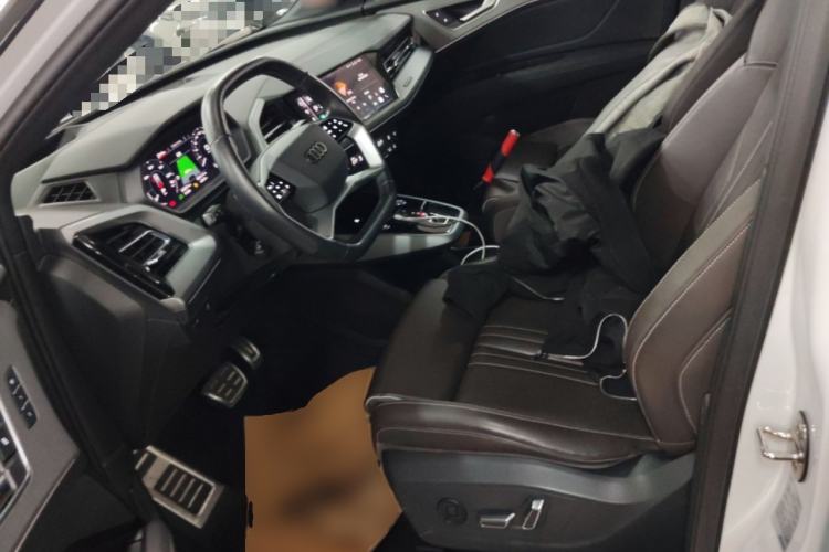 Used Audi Q5 e-tron 2023 40 e-tron Shining Edition Mecha Kit Left Front Seat