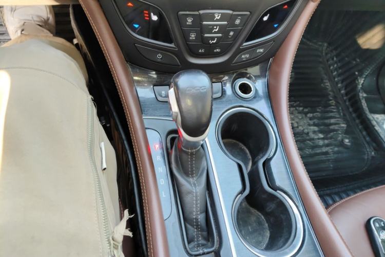 Used Buick Envision 2018 20T Two-Wheel Drive Luxury Model