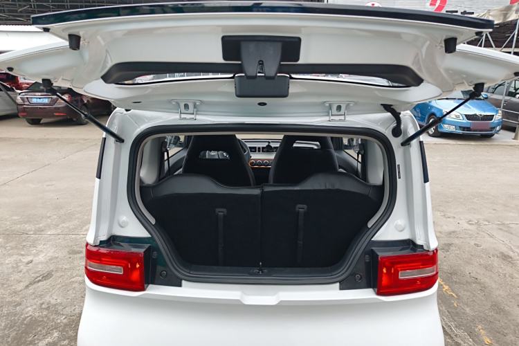 Used Wuling Hongguang MINIEV 2021 Macaron Fashion Edition Lithium-Ion Battery Trunk