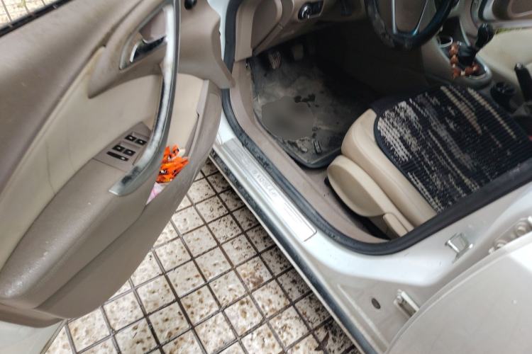 Used Buick GT 2013 GT 1.6L Manual Entry-Level Model