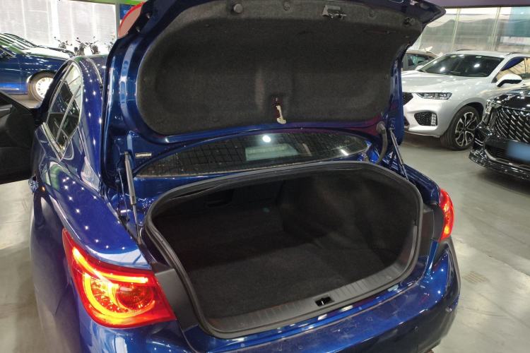 Used Infiniti Q50L 2016 2.0T Enjoyment Edition
