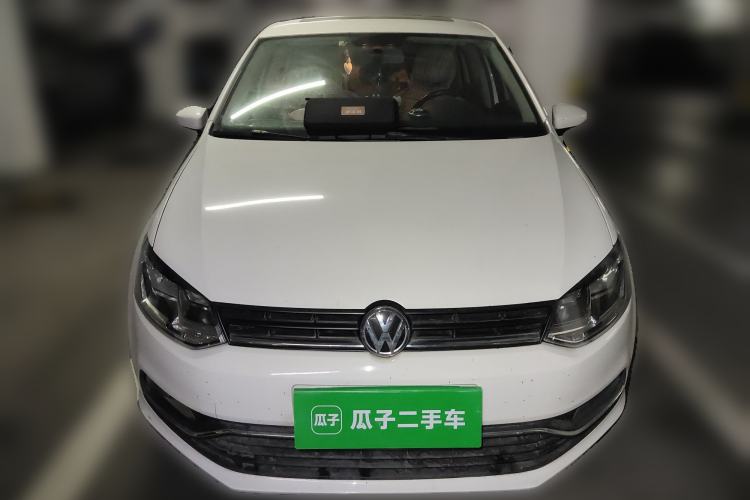 Used Volkswagen Polo 2016 1.6L Automatic Comfort Model
