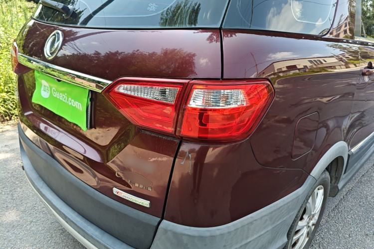 Used Dongfeng Fengon 370 2016 1.5L Manual Luxury 7-Seater
