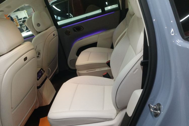 Used Li Auto i8 2025 Model Standard Version