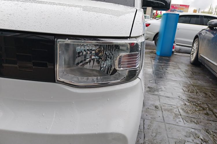 Used Wuling Hongguang MINIEV 2022 Zizai Version Lithium Iron Phosphate Left Front Headlight