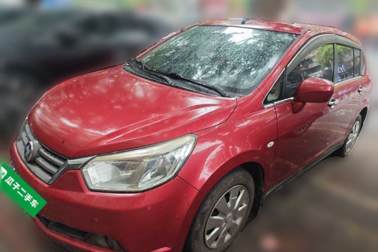 Used Venucia R50 2012 1.6L Manual Comfort Edition