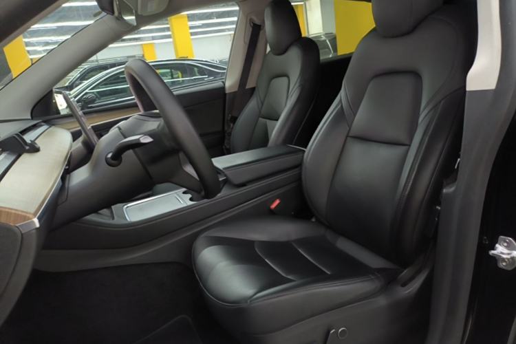 Used Tesla Model Y 2021 Standard Range Rear-Wheel Drive Version