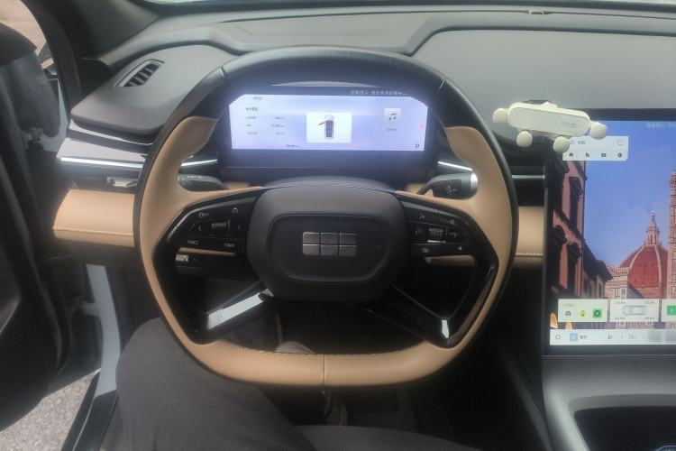 Used Geely Galaxy L6 2024 125km PLUS Dragon Edition
