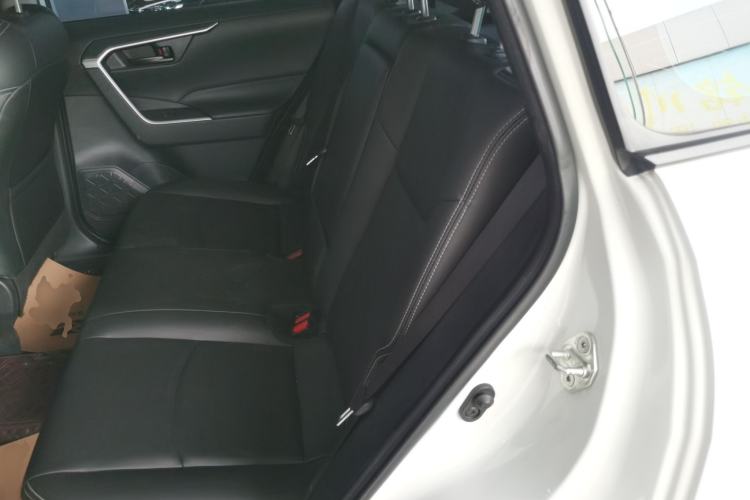 Used Toyota RAV4 2021 2.0L CVT Two-Wheel Drive Urban Edition Left Rear Seat