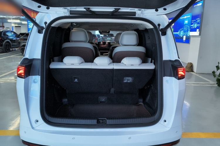 Used BYD Xia 2025 DM-i 1.5T 180km Beyond Edition
