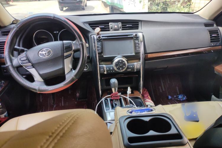 Used Toyota Reiz 2013 2.5S Elite Edition Center Console