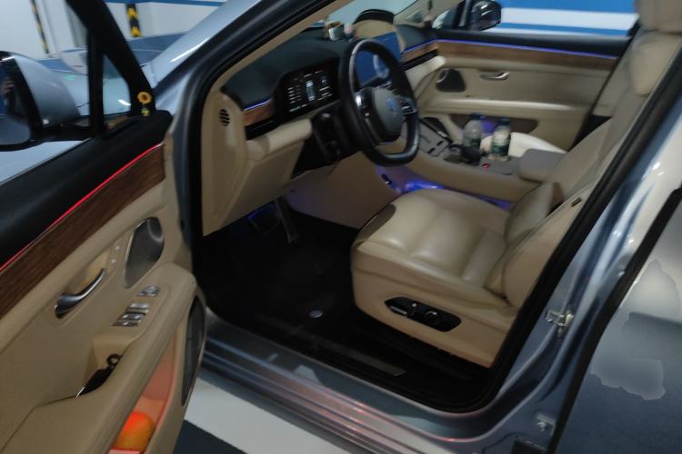 Used Hima AITO M5 2023 Extended-Range Rear-Drive Standard Version