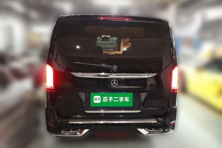 Used Mercedes-Benz V-Class 2022 V 260 Avantgarde Edition Rear