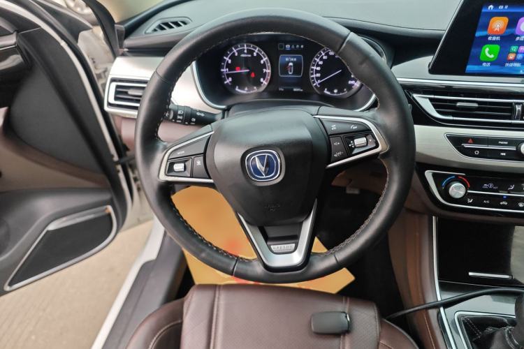 Used Changan Raeton CC 2019 1.5T Manual Elegant Starry Edition China VI Standard
