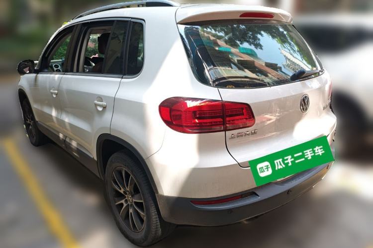 Used Volkswagen Tiguan 2015 1.8TSI Automatic Two-Wheel Drive Luxury Model Rear Left 45 Deg