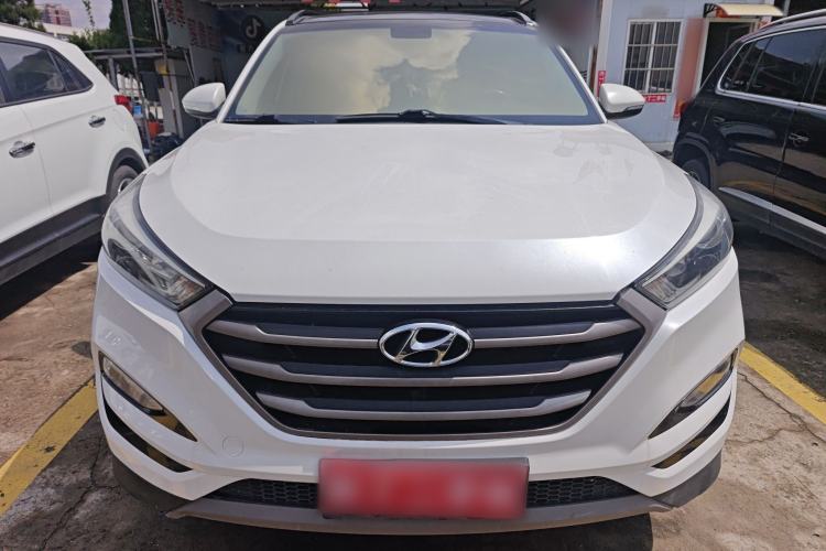 Used Hyundai Tucson 2018 1.6T Dual-Clutch Two-Wheel Drive 15th Anniversary Special Edition