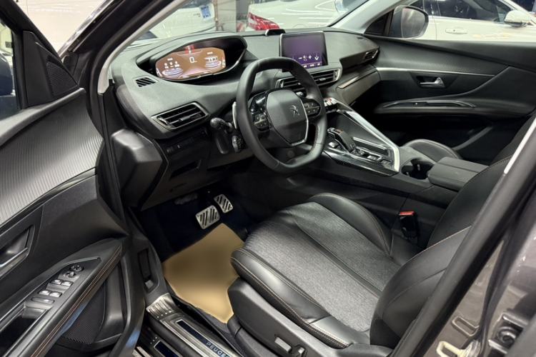 Used Peugeot 5008 2017 350THP 5-Seat Elite Edition