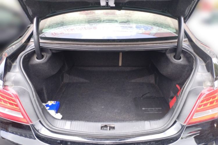 Used Buick LaCrosse 2013 2.4L SIDI Leading Comfort Version Trunk