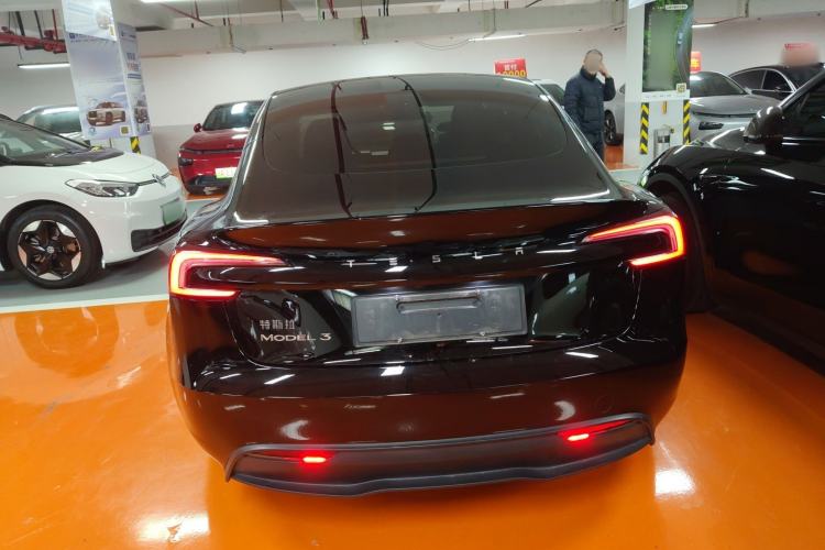 Used Tesla Model 3 2023 Rear-Wheel-Drive Version
