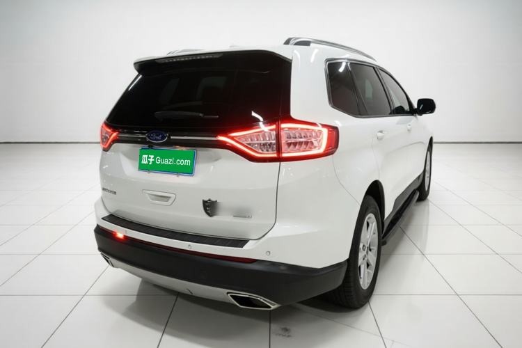 Used Ford Edge 2016 EcoBoost 245 Two-Wheel-Drive Titanium 5-Seater Rear Right 45 Deg