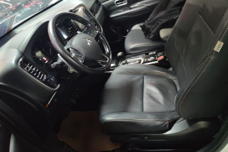 Used Mitsubishi Outlander 2018 2.4L 4x4 Elite Edition 5 Seats