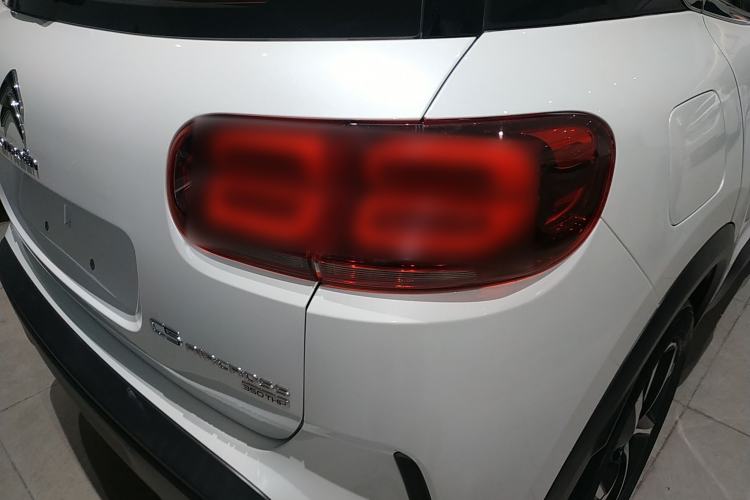 Used Citroen C5 AIRCROSS 2017 350THP Fashion Edition Exterior 3