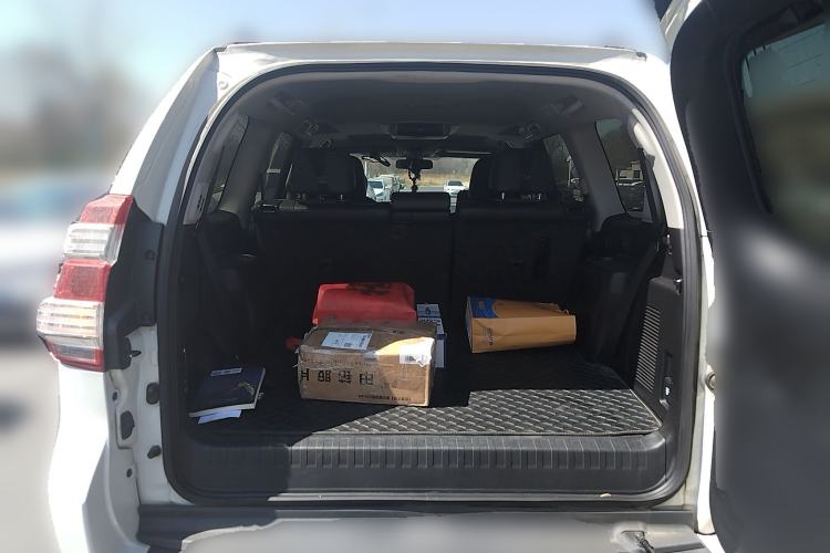 Used Toyota Prado 2016 3.5L Automatic TX-L NAVI Trunk