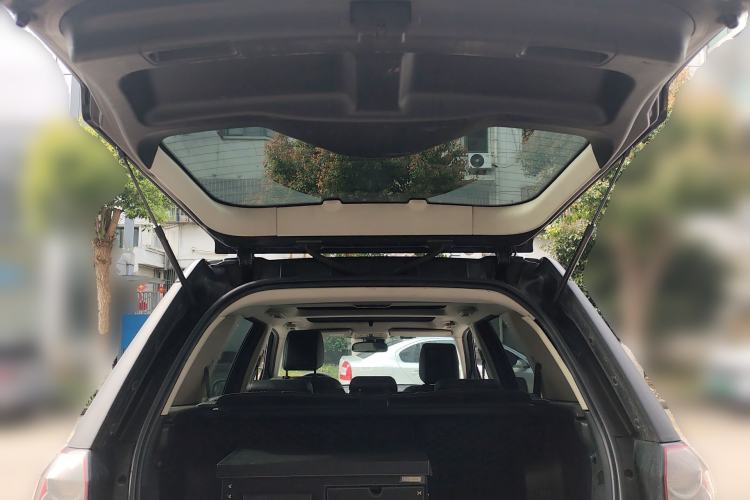 Used Land Rover Freelander 2 2011 2.2T SD4 SE Diesel Edition Trunk