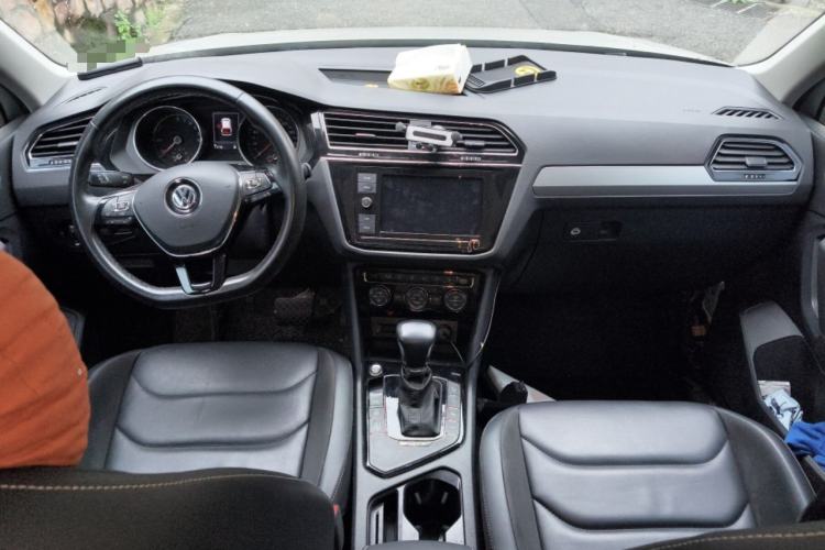 Used Volkswagen Tiguan L New Energy 2019 430 PHEV Hybrid Luxury Edition Center Console