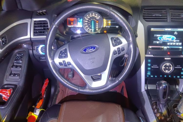 Used Ford Explorer 2013 3.5L Prestige Model
