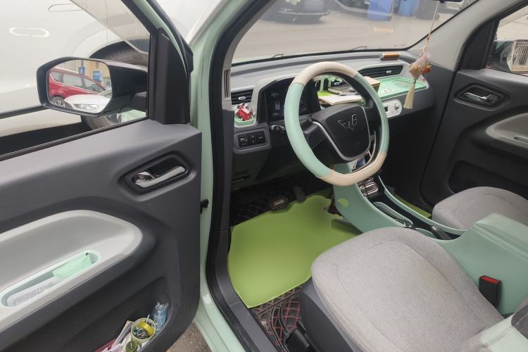 Used Wuling Hongguang MINIEV 2022 Macaron Premium Model – Lithium Iron Phosphate Driver Seat