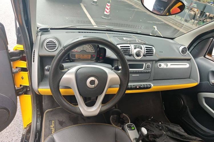 Used smart fortwo 2013 1.0 MHD Hardtop City Ranger Special Edition
