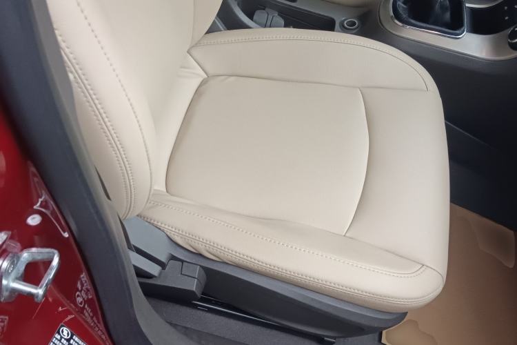 Used Chevrolet Cruze 2015 1.5L Classic SL MT