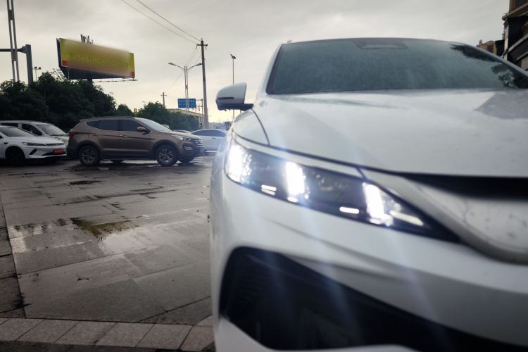 Used BYD Song Pro New Energy 2025 Second-Generation DM-i 75KM Leading Edition Left Front Headlight