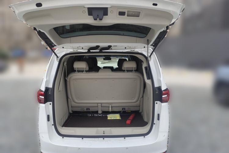 Used Buick GL8 2021 Land Cruiser Executive Class 652T Luxury Model