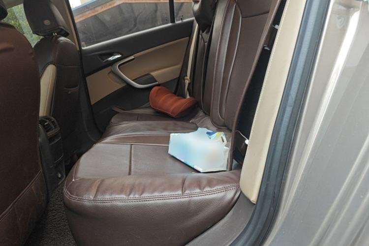 Used Buick Regal 2014 2.0L Leading Fashion Edition