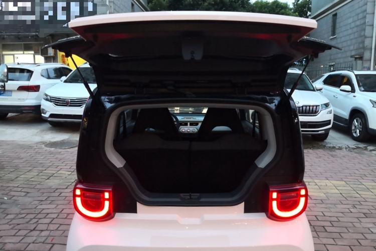 Used Chery QQ Ice Cream 2022 170km Sundae Phosphate Lithium-Ion