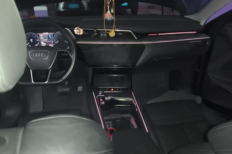 Used Audi e-tron 2019 55 quattro Technology Edition