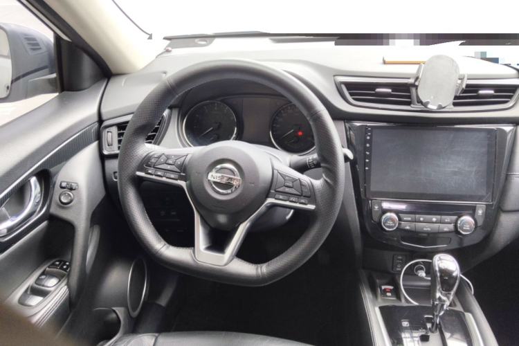 Used Nissan X-Trail 2017 2.5L CVT Leading Edition 4WD Steering Wheel
