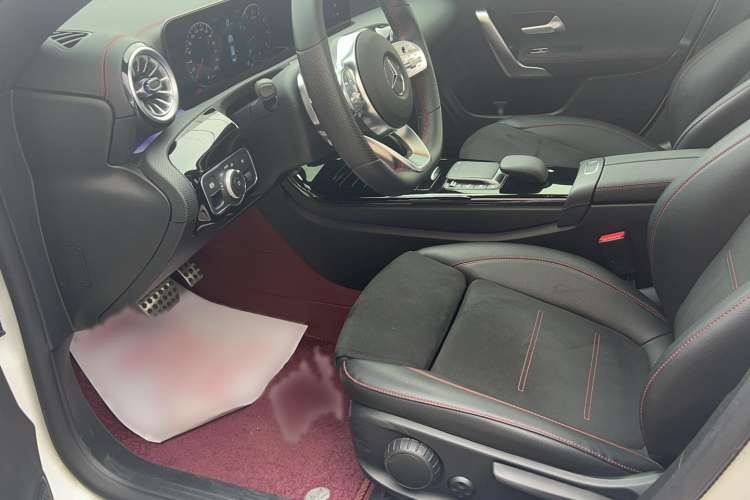 Used Mercedes-Benz CLA 2022-Year Updated CLA 200