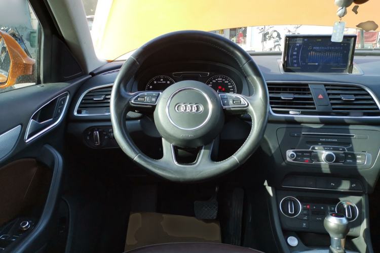 Used Audi Q3 2016 35 TFSI quattro all-wheel-drive style model