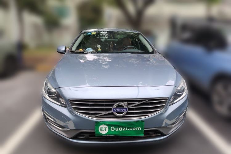 Used Volvo S60 2017 S60L T4 Smart Range Edition
