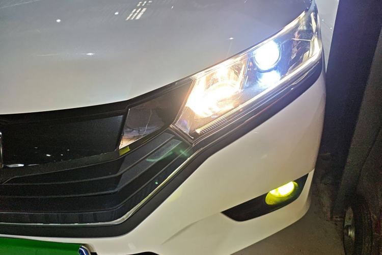 Used Honda Greiz 2016 1.5L CVT Classic Edition
