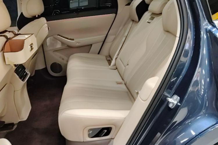 Used Hima AITO M7 2026 Model Range-Extending Max All-Wheel Drive 5-Seater Version
