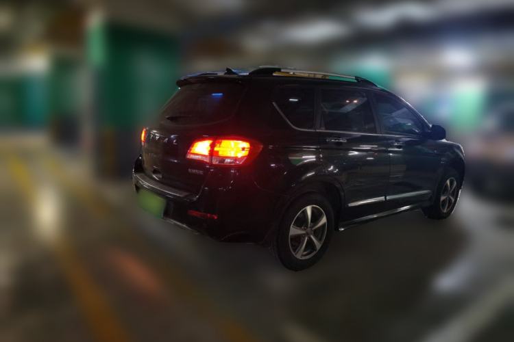 Used Haval H6 2015 Upgraded Model 1.5T Manual Two-Wheel Drive Elite Version
