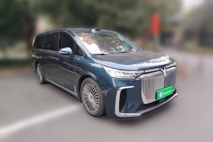 Used VOYAH Dream 2025 PHEV Four-Wheel-Drive Flagship Version – Qiankun Edition
