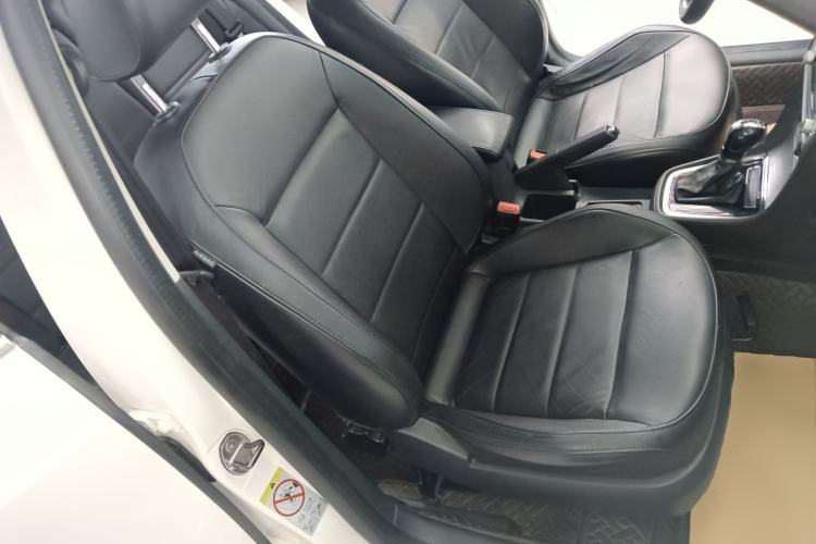 Used Volkswagen Gran Lavida 2013 1.4 TSI Automatic Comfort Model Right Front Seat