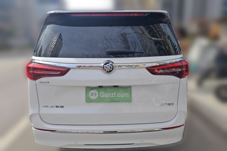 Used Buick GL8 2022 ES Landtrek 653T Luxury Edition