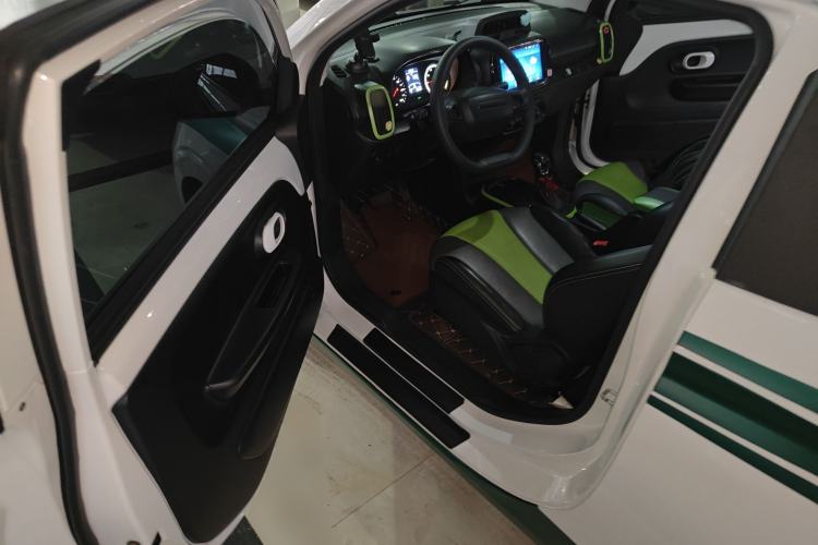 Used Roewe Clever 2021 302km All-Round Version Driver Seat